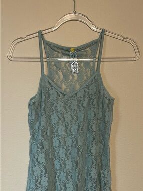 Light Blue Floral Lace Camisole – Bella Bird (Size M)